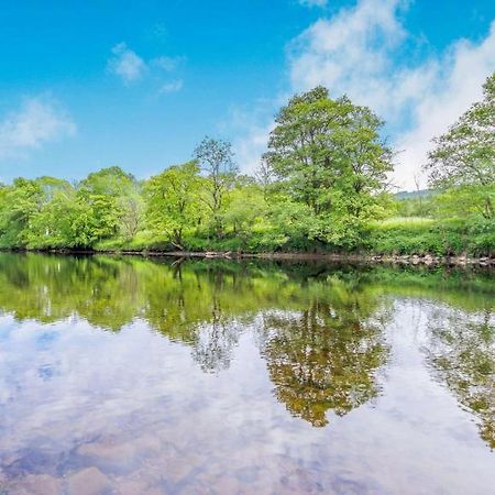 3 Bedroom Luxury Home, Hot Tub, Stunning Views Of Killin, Sitting On The River Dochart Exterior foto